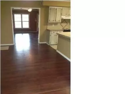 1811 Gloucester Pl, Clinton, MS 39056 photo 5