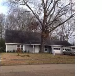 1811 Gloucester Pl, Clinton, MS 39056 photo 1