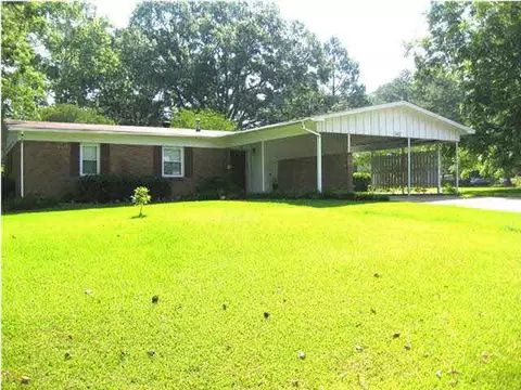 602 Bellevue St, Clinton, MS 39056 photo 1