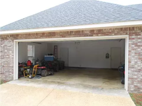722 Springlake Cir, Terry, MS 39170 photo 25