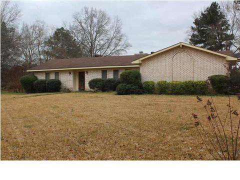 205 Patton Dr, Pearl, MS 39208 photo 2