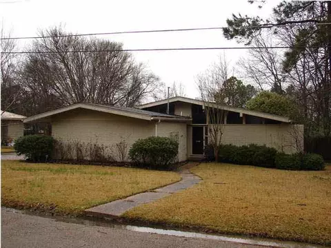 1614 Winchester St, Jackson, MS 39211 photo 1