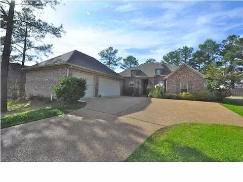 105 Elm Ct, Madison, MS 39110 photo 1