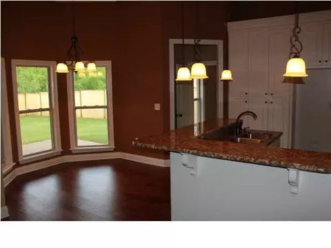 407 Julee Cir, Brandon, MS 39042 photo 10
