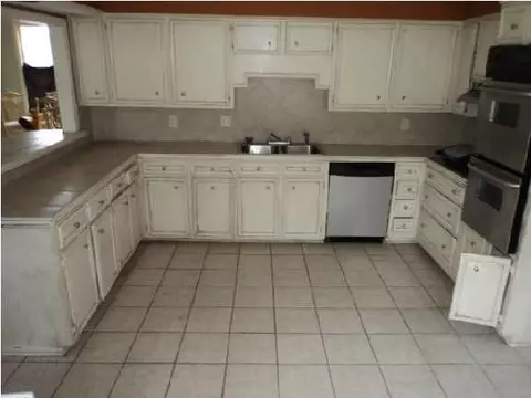 136 Rolling Meadows Dr, Jackson, MS 39211 photo 3