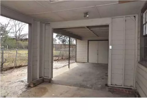141 Taylor St, Jackson, MS 39216 photo 2