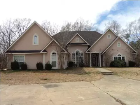 2041 Elizabeth Chapman Dr, Jackson, MS 39212 photo 1