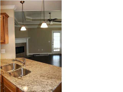 276 August Dr, Brandon, MS 39042 photo 8