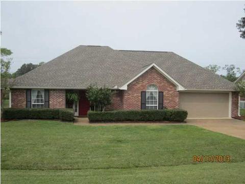 118 Holmar Dr, Brandon, MS 39047 photo 1