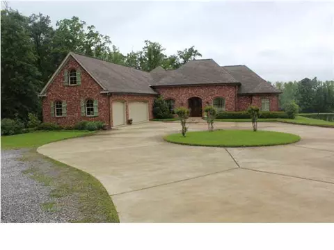 1210 Davis Rd, Terry, MS 39170 photo 2