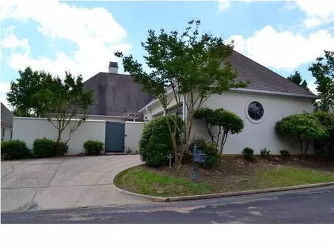 6 Northpointe Cv, Jackson, MS 39211 photo 1