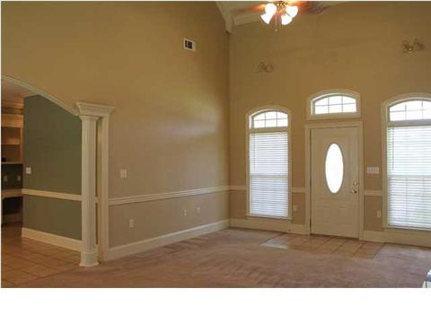 109 Grandview Dr, Florence, MS 39073 photo 3