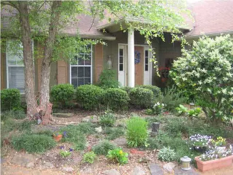 303 Evergreen Ct, Flowood, MS 39232 photo 2
