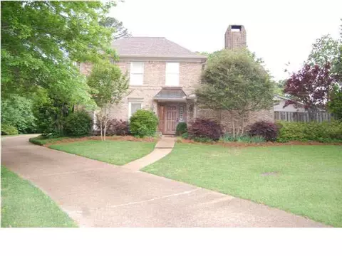 215 Stoneybrook Cv, Jackson, MS 39211 photo 3