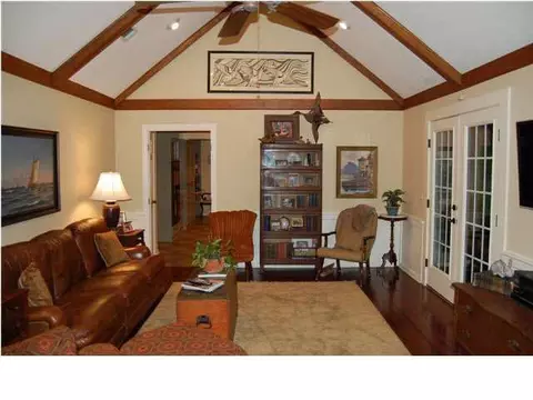 215 Stoneybrook Cv, Jackson, MS 39211 photo 20