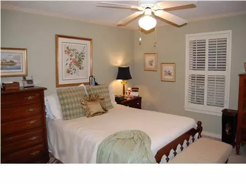 215 Stoneybrook Cv, Jackson, MS 39211 photo 13
