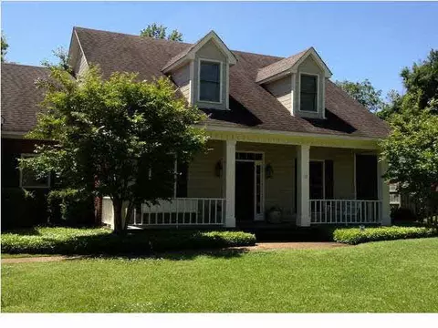 305 Red Eagle Cir, Ridgeland, MS 39157 photo 1