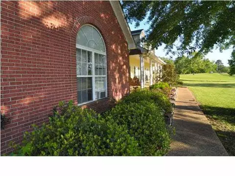 1298 Tara Dr, Terry, MS 39170 photo 4
