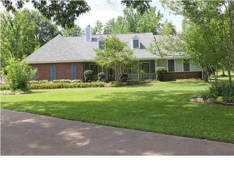113 Pinehaven Pl, Clinton, MS 39056 photo 1