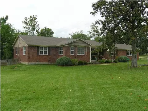 108 Sunset Dr, Clinton, MS 39056 photo 1