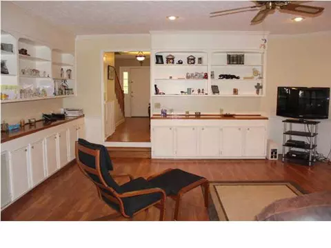 104 Willow Ln, Florence, MS 39073 photo 4