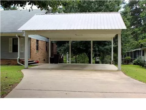 104 Willow Ln, Florence, MS 39073 photo 3