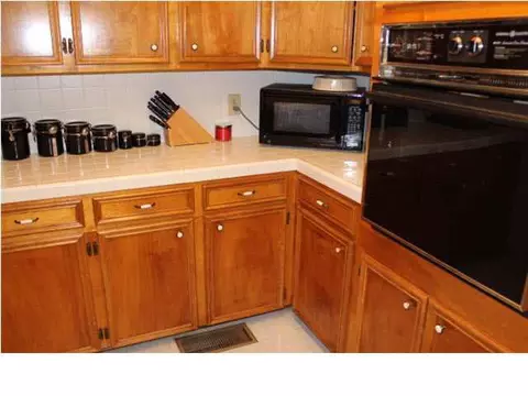 104 Willow Ln, Florence, MS 39073 photo 9