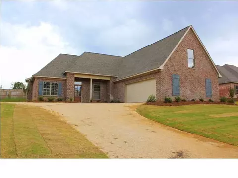 127 Marion Dr, Clinton, MS 39056 photo 2