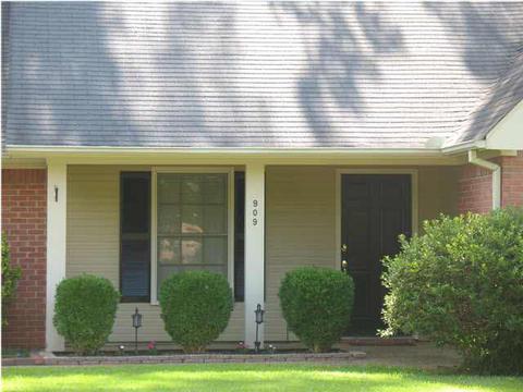 909 Laurel Dr, Flowood, MS 39232 photo 2