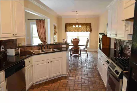 103 Hampton Hills Ct, Canton, MS 39046 photo 10