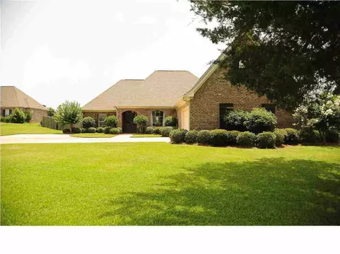 103 Hampton Hills Ct, Canton, MS 39046 photo 1
