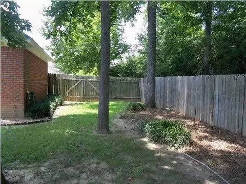 1802 Lake Trace Dr, Jackson, MS 39211 photo 5