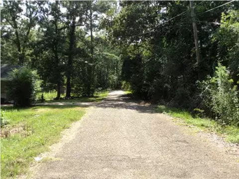 1459 Lakeview Ave, Jackson, MS 39212 photo 2