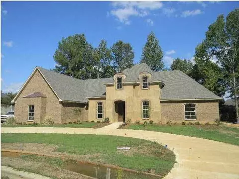 129 Dunleith Way, Clinton, MS 39056 photo 1