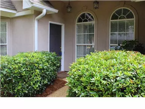 1809 Lake Trace Dr, Jackson, MS 39211 photo 5