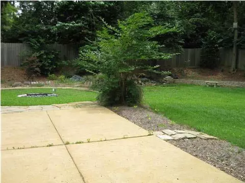 1145 Martingale Dr, Jackson, MS 39206 photo 9
