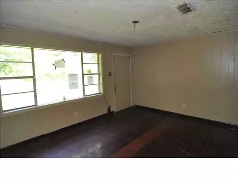 2105 S Dixie Rd, Brookhaven, MS 39601 photo 3