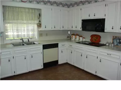 31 Nelson Cir, Jackson, MS 39212 photo 17