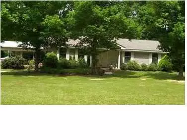 109 Cedar Ridge Dr, Canton, MS 39046 photo 1