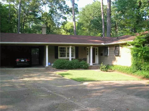 1810 Brecon Dr, Jackson, MS 39211 photo 1