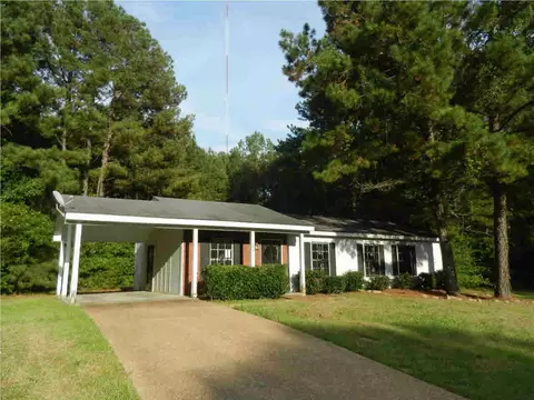4936 Lurline Dr, Jackson, MS 39204 photo 1