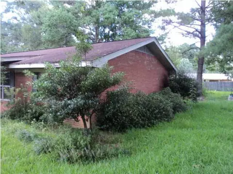 515 Seventh Ave, Magee, MS 39111 photo 3