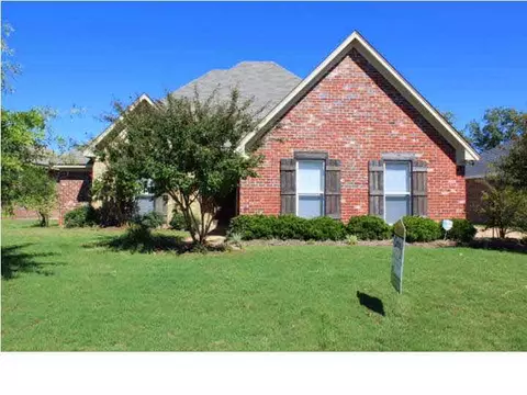 468 Pinebrook Cir, Brandon, MS 39047 photo 1