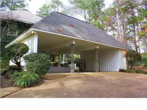 2460 Sandridge Dr, Jackson, MS 39211 photo 7