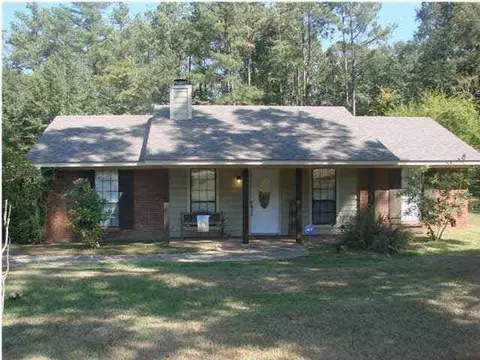 114 E Petros Rd, Pearl, MS 39208 photo 1