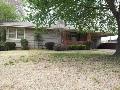 1534 Wilhurst St, Jackson, MS 39211 photo 1