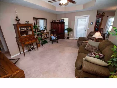 625 Lexington Dr, Florence, MS 39073 photo 10