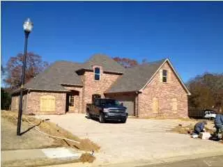 421 Julee Cir, Brandon, MS 39042 photo 1