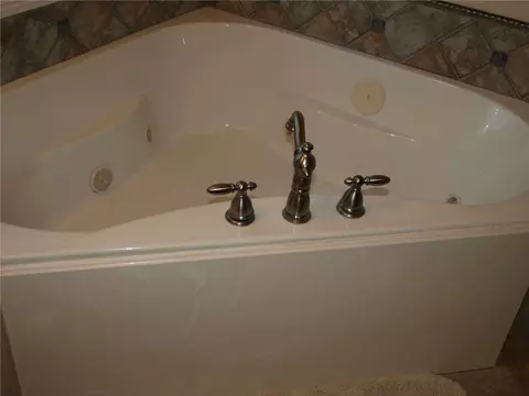 2725 Owens Rd, Terry, MS 39170 photo 12
