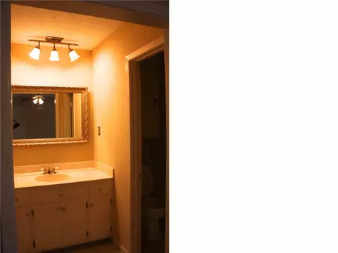 4654 Old Lake Rd, Jackson, MS 39212 photo 8